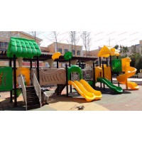 供應環保垃圾桶，環境配套設施休閑桌椅