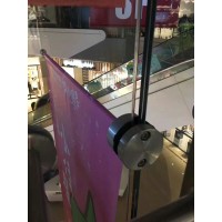 玻璃圍欄卡件吊旗，中庭廣告掛旗，商場活動展旗