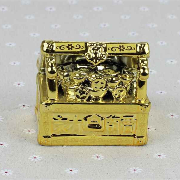 潮州市潮安區(qū)龍湖燦偉彩瓷廠