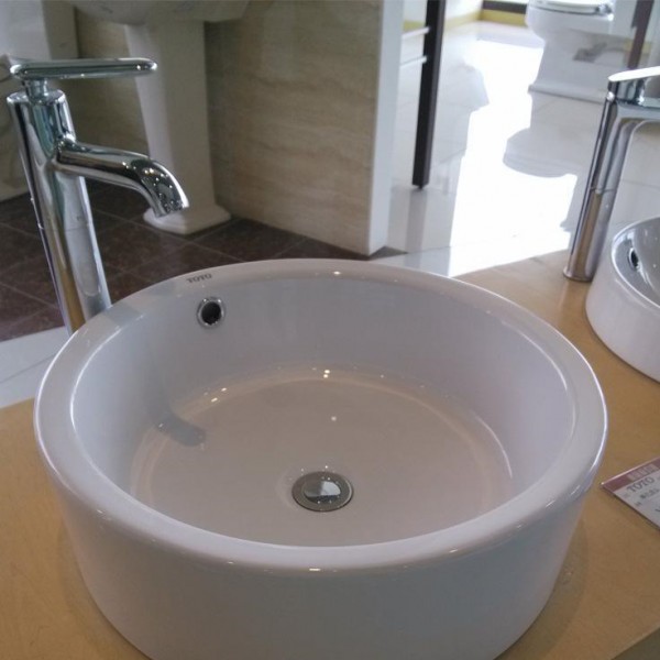 深圳市寶安區新安凱撒衛浴廠