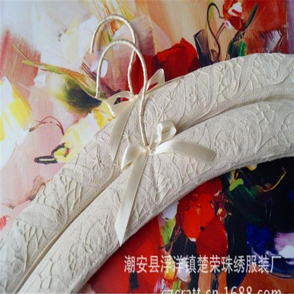 潮安縣浮洋鎮楚榮珠繡服裝廠