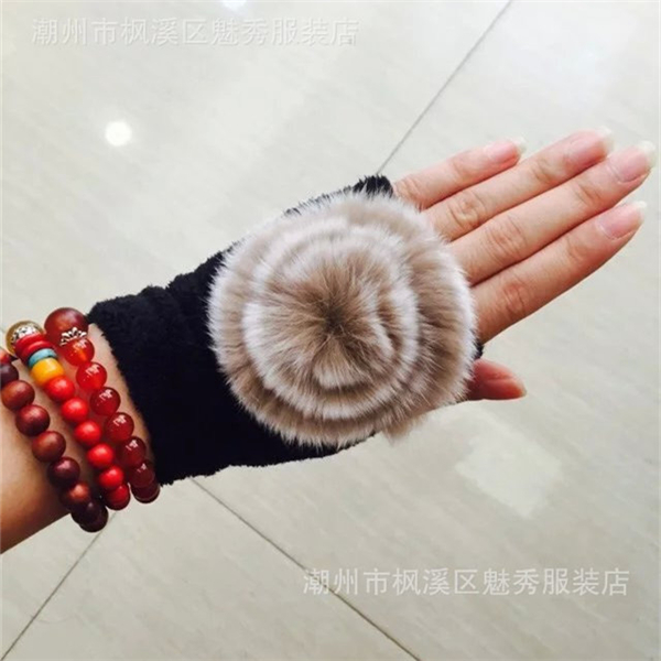 潮州市楓溪區(qū)魅秀服裝店