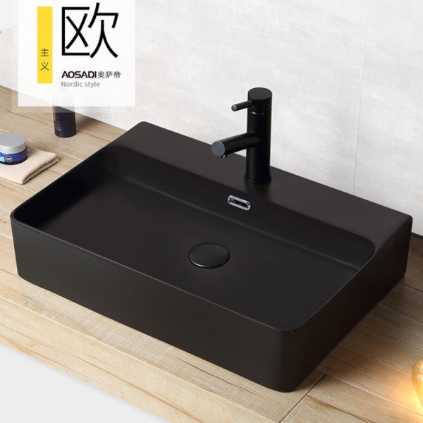 深圳市龍崗區(qū)一席衛(wèi)浴廠