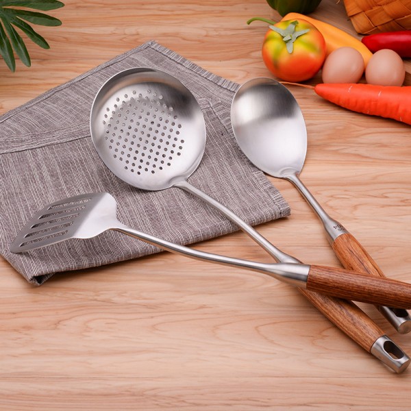 揭陽市榕城區忠業宏金屬日用品廠