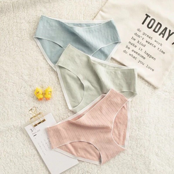 汕頭市潮陽區貴嶼彩莉霞針織商行