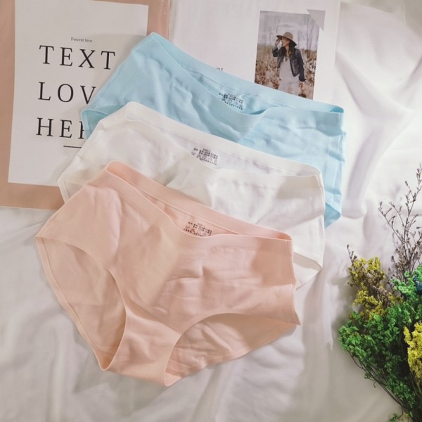 汕頭市潮陽區(qū)貴嶼幕年華服裝商店